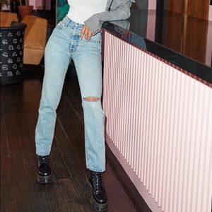 REVICE the ex-boyfriend jean vintage light wash mom fit